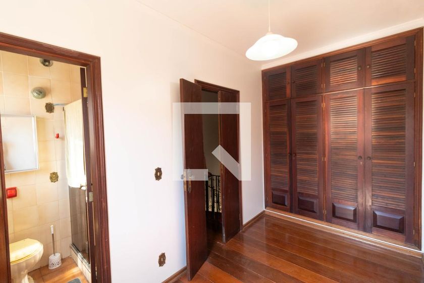 Casa à Venda - Centro, 2 Quartos,  148 m2 em , Campinas - sp | SoloBR