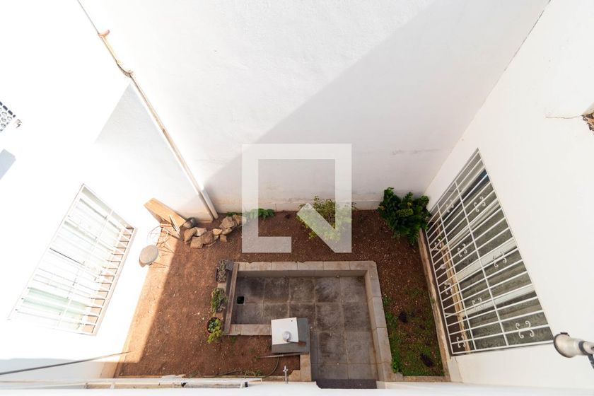Casa à Venda - Centro, 2 Quartos,  148 m2 em , Campinas - sp | SoloBR