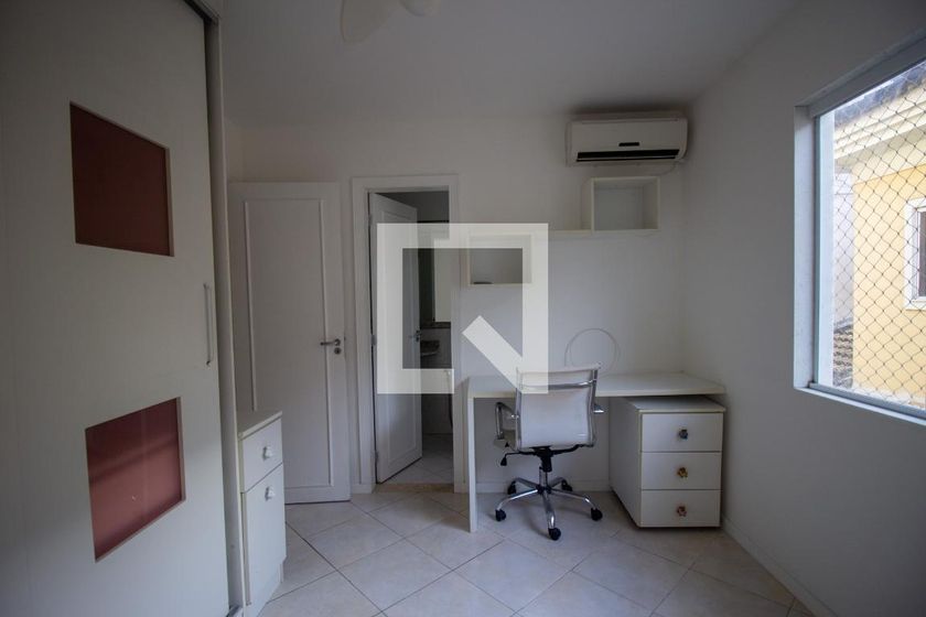 Casa, 4 quartos, 200 m² - Foto 55