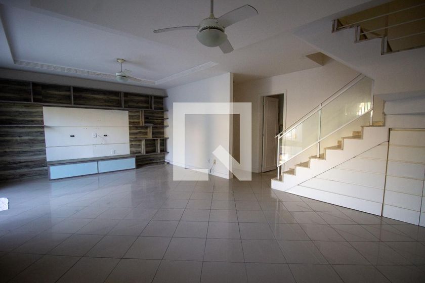 Casa, 4 quartos, 200 m² - Foto 1