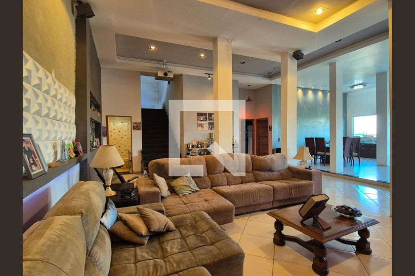 Casa, 5 quartos, 570 m² - Foto 1