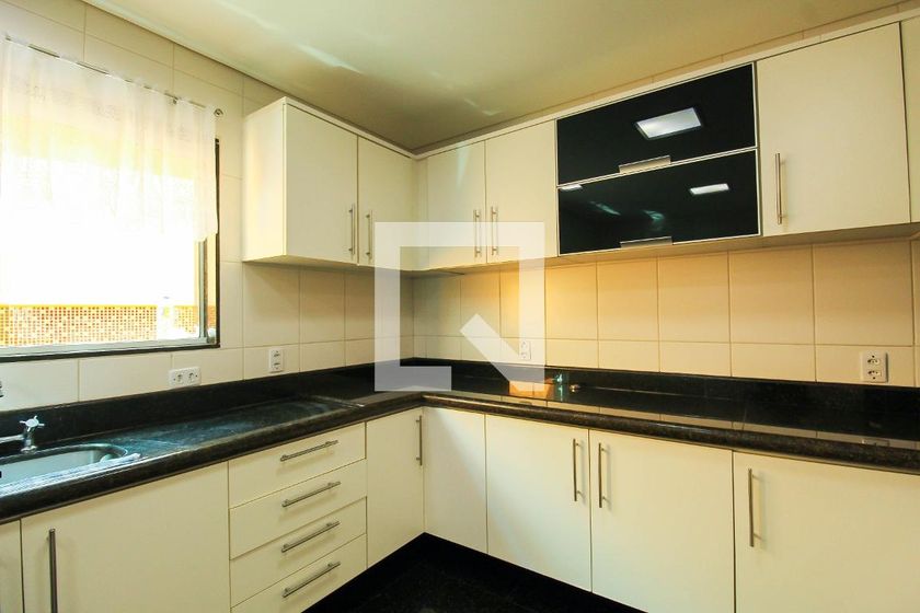 Casa, 3 quartos, 300 m² - Foto 35