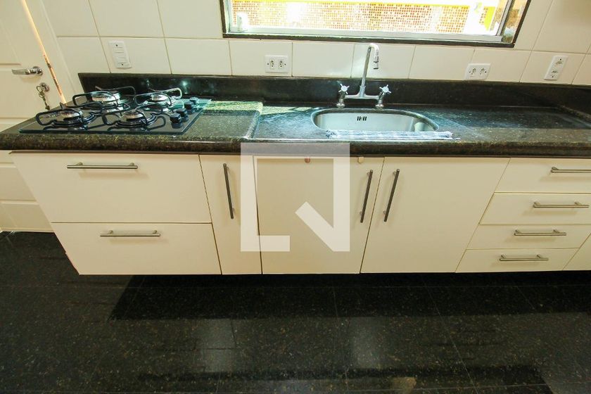 Casa, 3 quartos, 300 m² - Foto 38