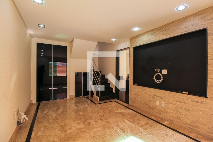 Casa, 3 quartos, 300 m² - Foto 1