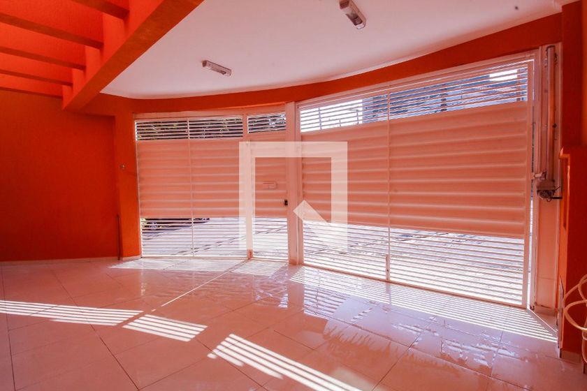 Casa, 3 quartos, 300 m² - Foto 46