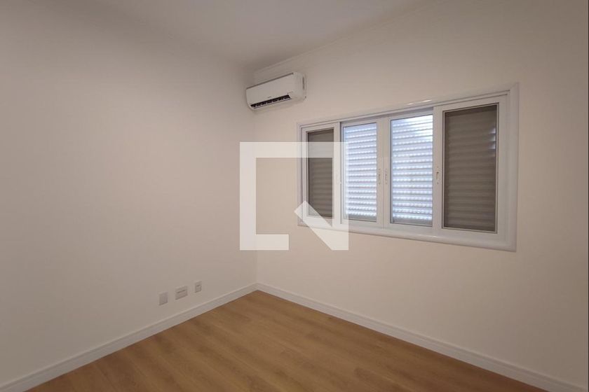 Casa à Venda - Parque Prado, 5 Quartos,  360 m2 em , Campinas - sp | SoloBR