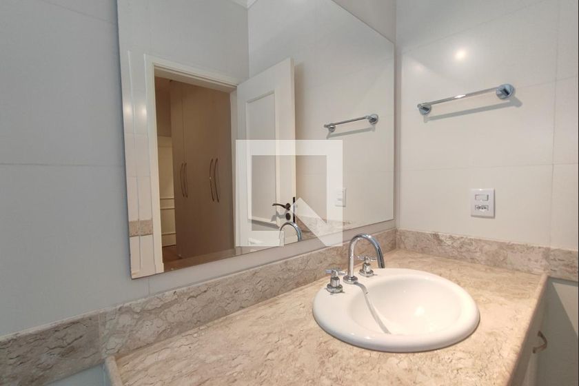 Casa à Venda - Parque Prado, 5 Quartos,  360 m2 em , Campinas - sp | SoloBR