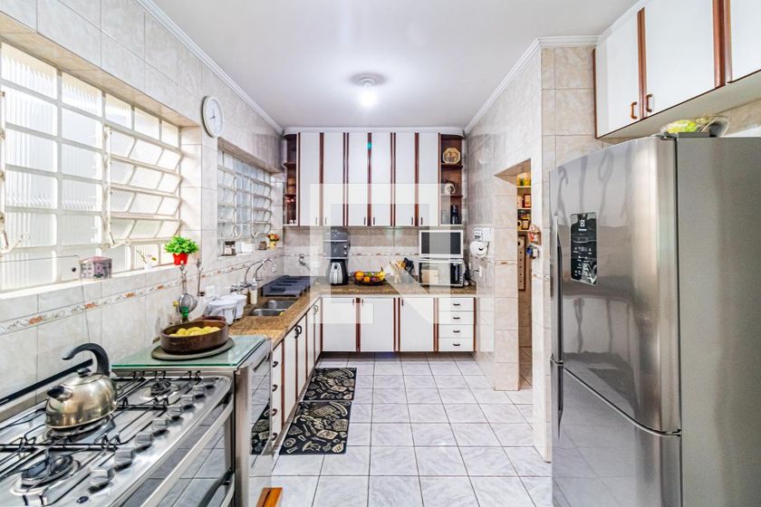 Casa, 4 quartos, 340 m² - Foto 49