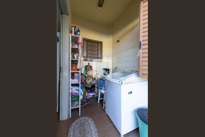 Casa à Venda - Taquaral, 4 Quartos,  315 m2 em , Campinas - sp | SoloBR