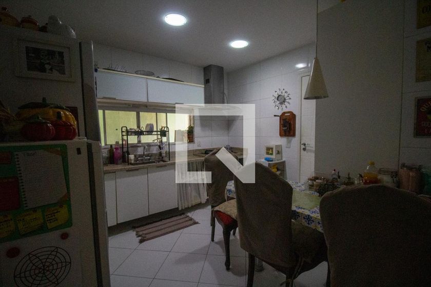 Casa, 4 quartos, 200 m² - Foto 41