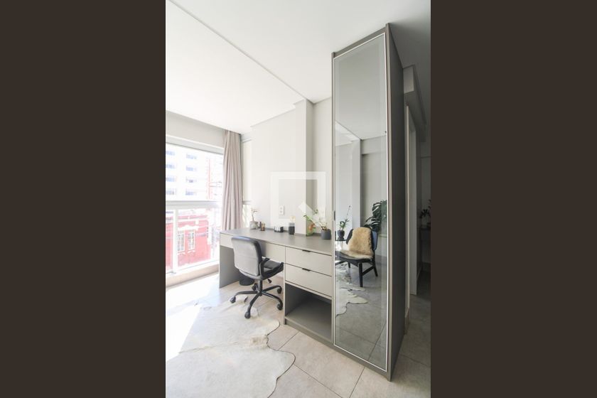 Apartamento à Venda - Bosque, 1 Quarto,  45 m2 em , Campinas - sp | SoloBR