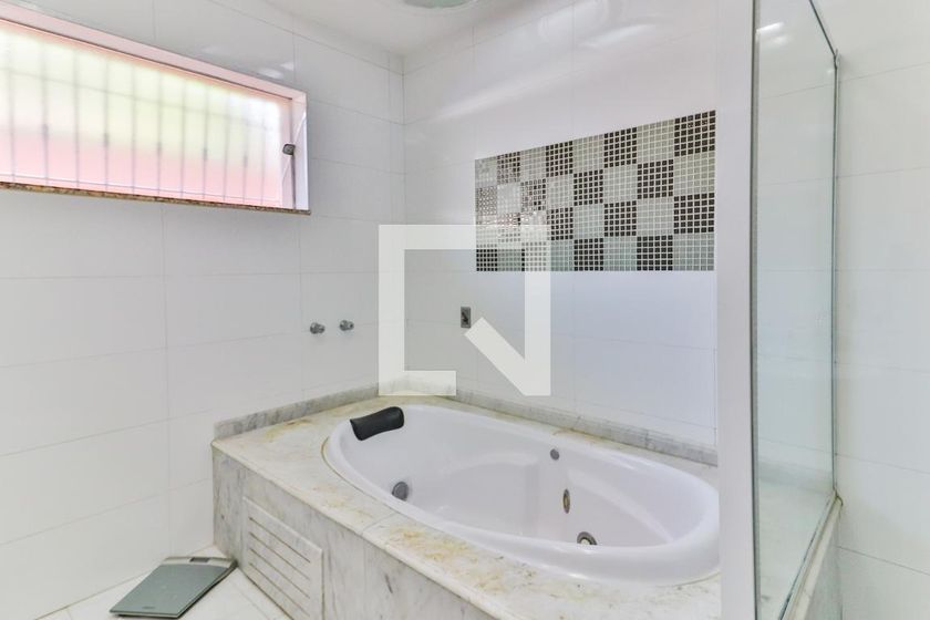 Casa, 4 quartos, 347 m² - Foto 21