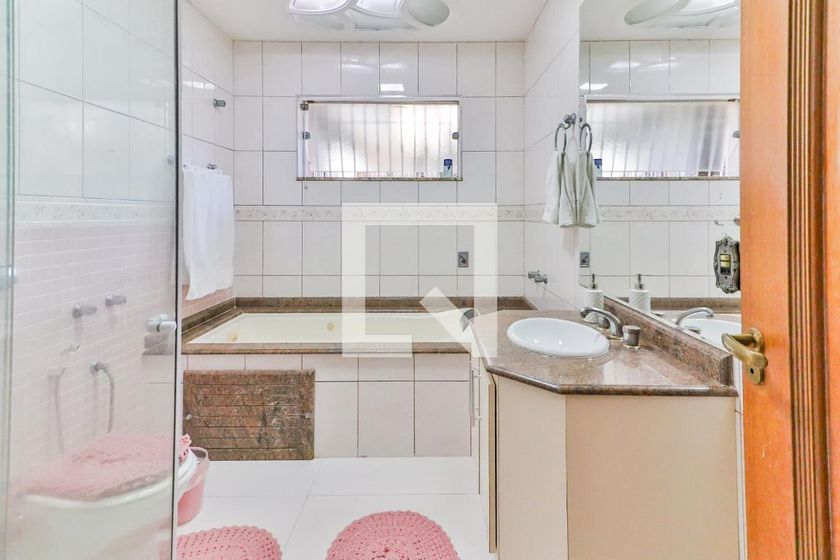 Casa, 4 quartos, 347 m² - Foto 38