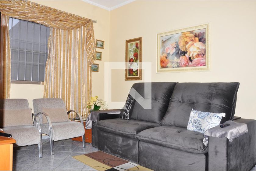 Casa, 3 quartos, 184 m² - Foto 1