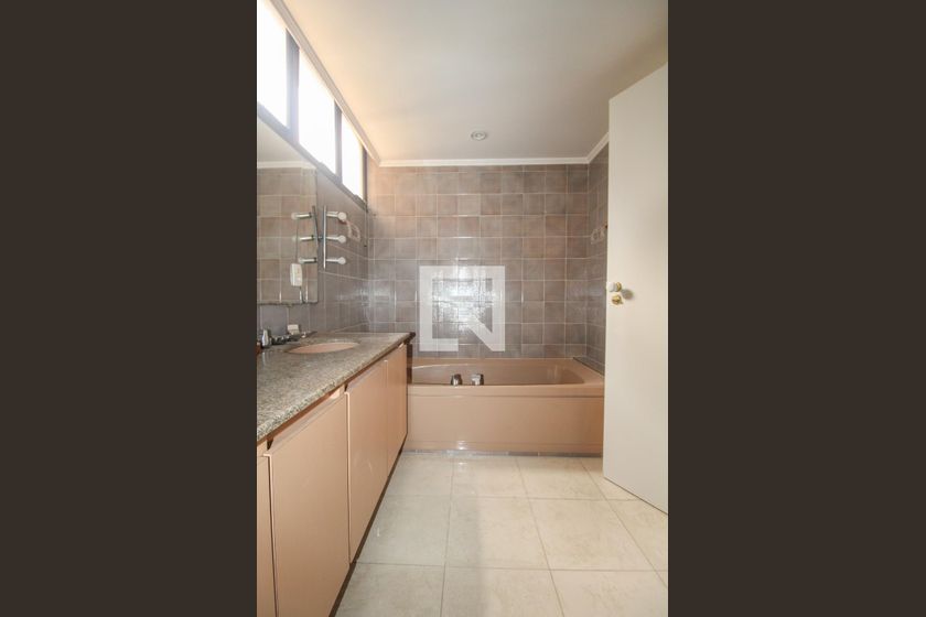 Apartamento à Venda - Cambuí, 4 Quartos,  374 m2 em , Campinas - sp | SoloBR