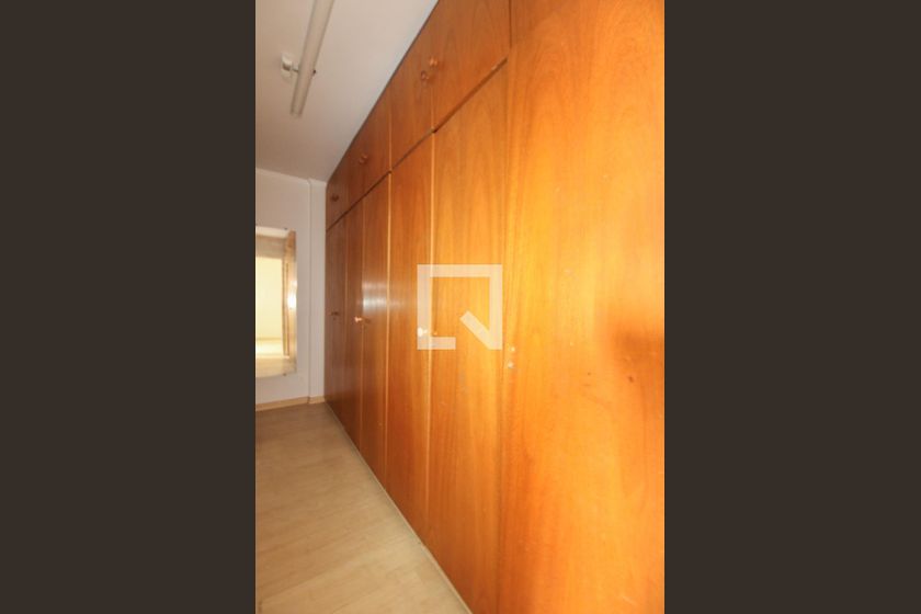 Apartamento à Venda - Cambuí, 4 Quartos,  374 m2 em , Campinas - sp | SoloBR