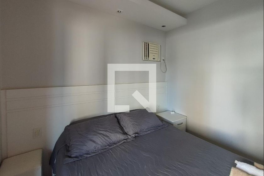 Apartamento à Venda - Cambuí, 1 Quarto,  72 m2 em , Campinas - sp | SoloBR