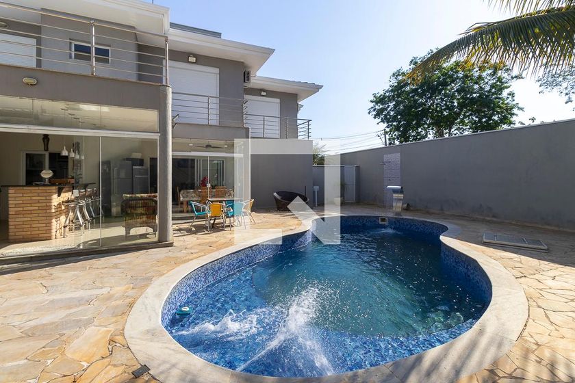 Casa à Venda - Swiss Park, 4 Quartos,  570 m2 em , Campinas - sp | SoloBR