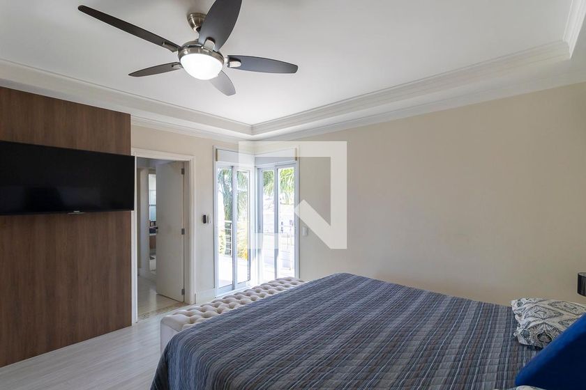 Casa à Venda - Swiss Park, 4 Quartos,  570 m2 em , Campinas - sp | SoloBR