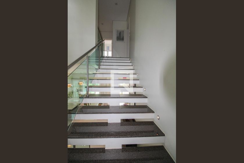 Casa à Venda - Nova Campinas, 4 Quartos,  416 m2 em , Campinas - sp | SoloBR