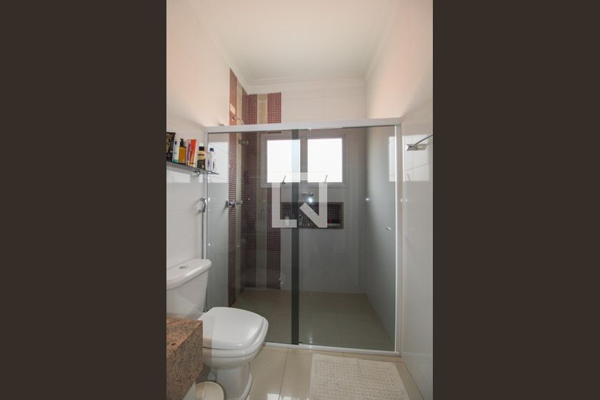 Casa à Venda - Nova Campinas, 4 Quartos,  416 m2 em , Campinas - sp | SoloBR