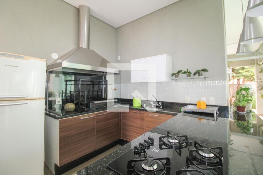 Casa à Venda - Nova Campinas, 4 Quartos,  416 m2 em , Campinas - sp | SoloBR