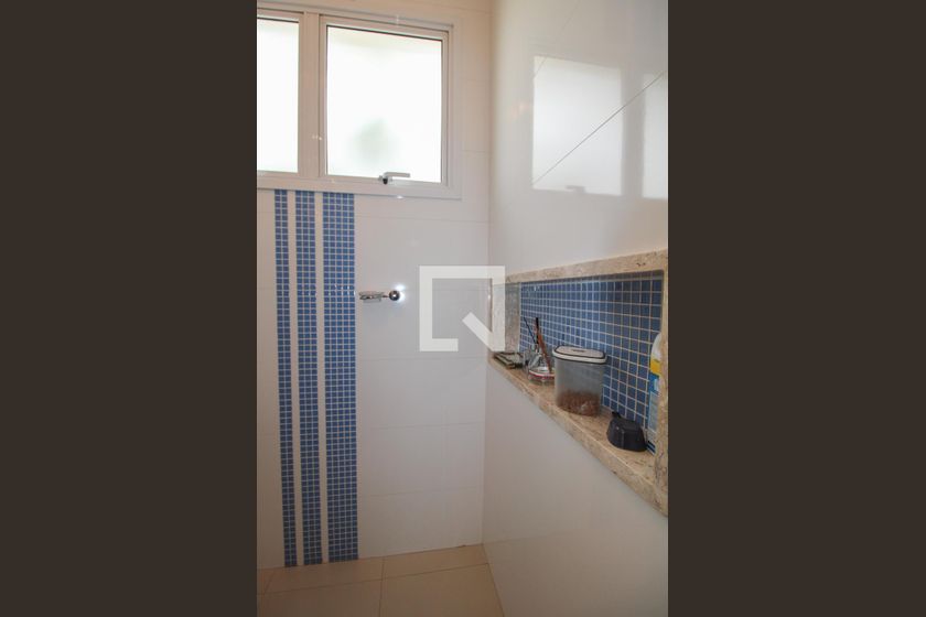 Casa à Venda - Nova Campinas, 4 Quartos,  416 m2 em , Campinas - sp | SoloBR