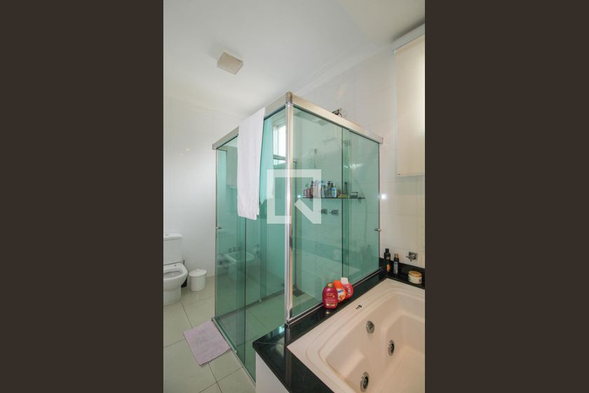 Casa à Venda - Nova Campinas, 4 Quartos,  416 m2 em , Campinas - sp | SoloBR