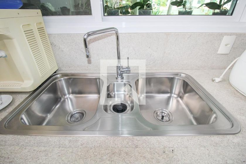 Casa à Venda - Nova Campinas, 4 Quartos,  416 m2 em , Campinas - sp | SoloBR