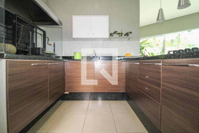Casa à Venda - Nova Campinas, 4 Quartos,  416 m2 em , Campinas - sp | SoloBR
