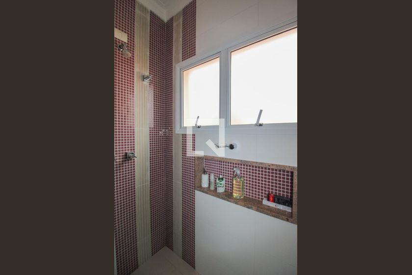Casa à Venda - Nova Campinas, 4 Quartos,  416 m2 em , Campinas - sp | SoloBR