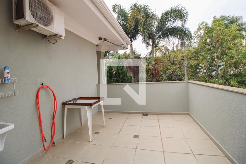 Casa à Venda - Nova Campinas, 4 Quartos,  416 m2 em , Campinas - sp | SoloBR
