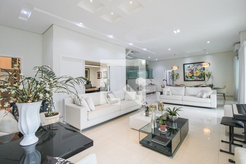 Casa à Venda - Nova Campinas, 4 Quartos,  416 m2 em , Campinas - sp | SoloBR
