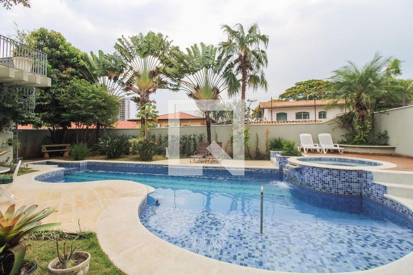 Casa à Venda - Nova Campinas, 4 Quartos,  416 m2 em , Campinas - sp | SoloBR
