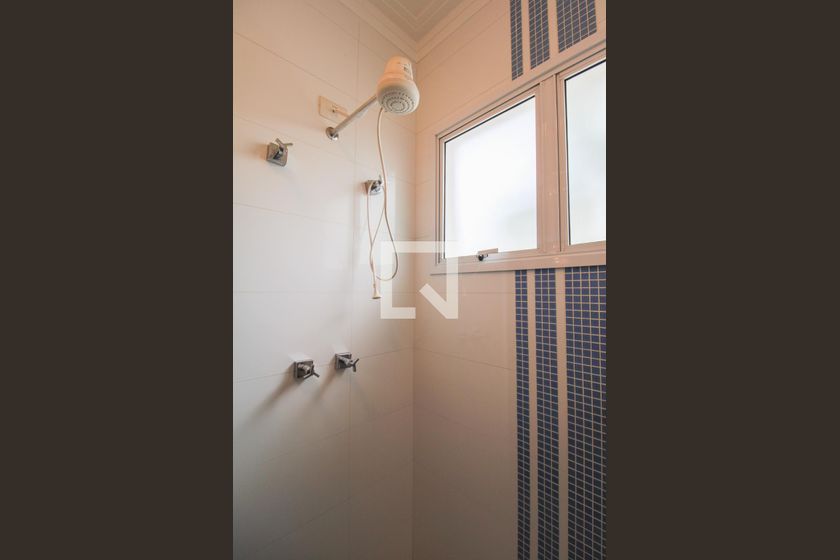 Casa à Venda - Nova Campinas, 4 Quartos,  416 m2 em , Campinas - sp | SoloBR