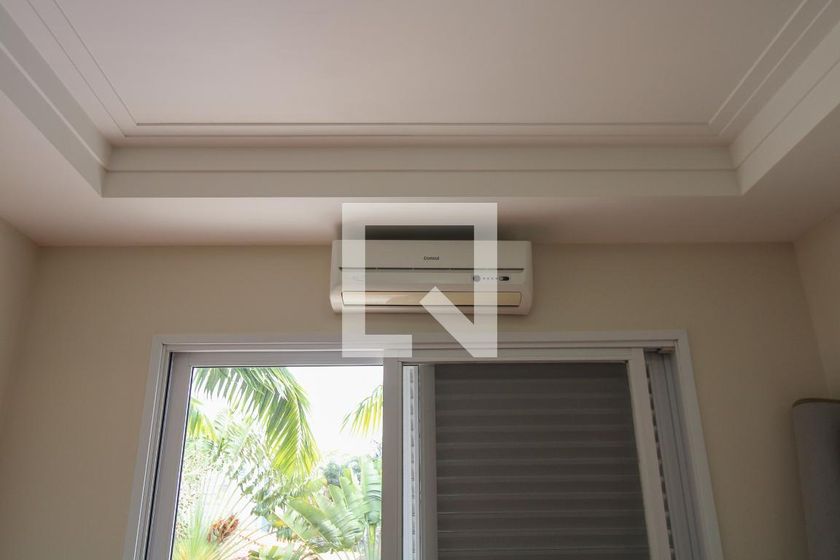 Casa à Venda - Nova Campinas, 4 Quartos,  416 m2 em , Campinas - sp | SoloBR