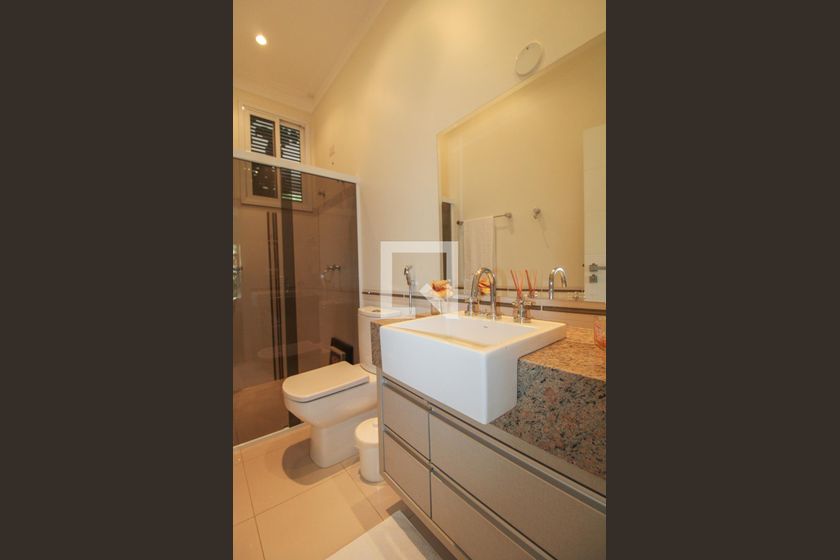 Casa à Venda - Nova Campinas, 4 Quartos,  416 m2 em , Campinas - sp | SoloBR