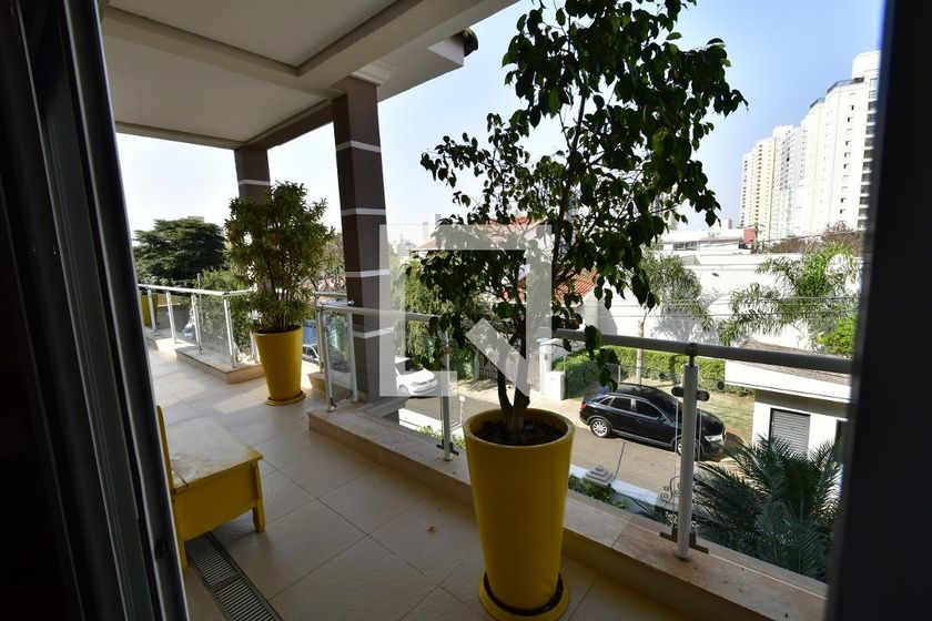 Casa à Venda - Mansões Santo Antônio, 3 Quartos,  459 m2 em , Campinas - sp | SoloBR