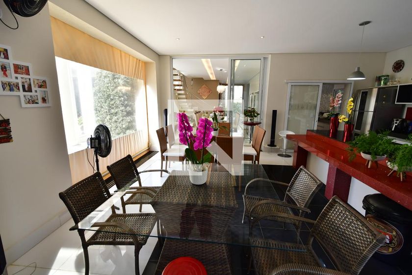 Casa à Venda - Mansões Santo Antônio, 3 Quartos,  459 m2 em , Campinas - sp | SoloBR