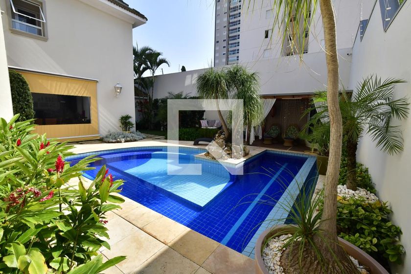Casa à Venda - Mansões Santo Antônio, 3 Quartos,  459 m2 em , Campinas - sp | SoloBR