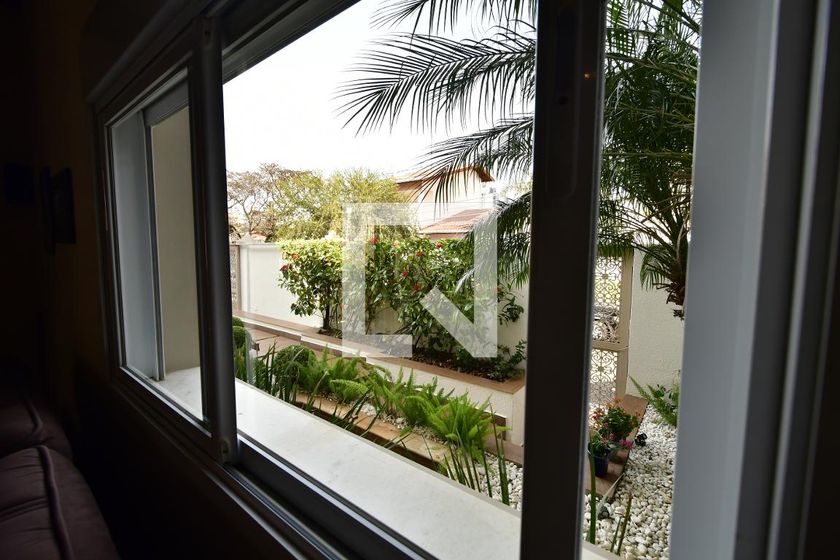 Casa à Venda - Mansões Santo Antônio, 3 Quartos,  459 m2 em , Campinas - sp | SoloBR