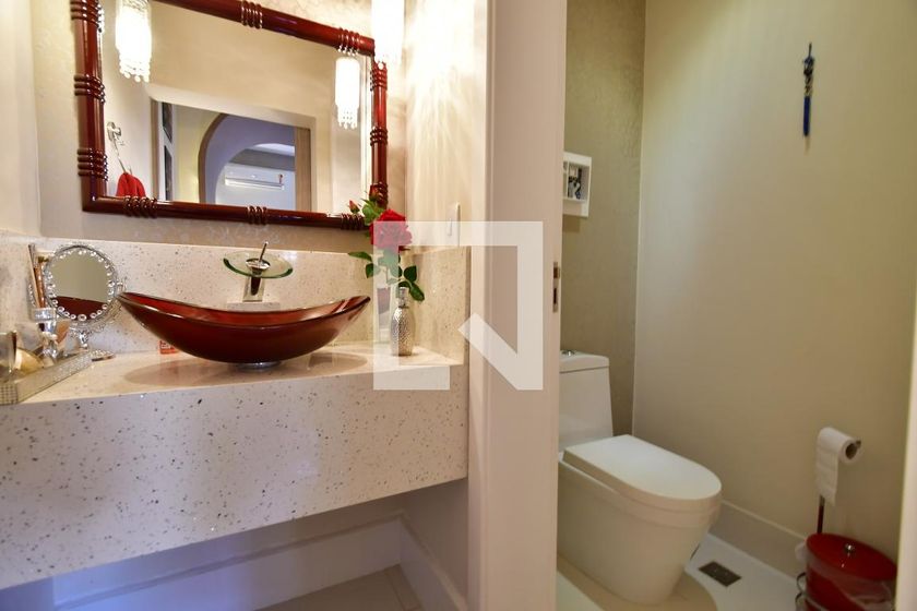Casa à Venda - Mansões Santo Antônio, 3 Quartos,  459 m2 em , Campinas - sp | SoloBR