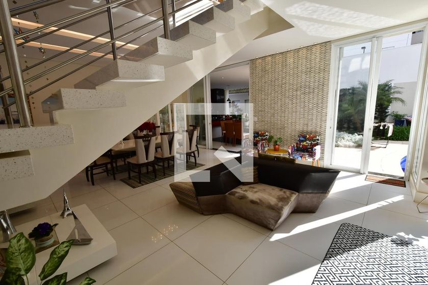 Casa à Venda - Mansões Santo Antônio, 3 Quartos,  459 m2 em , Campinas - sp | SoloBR