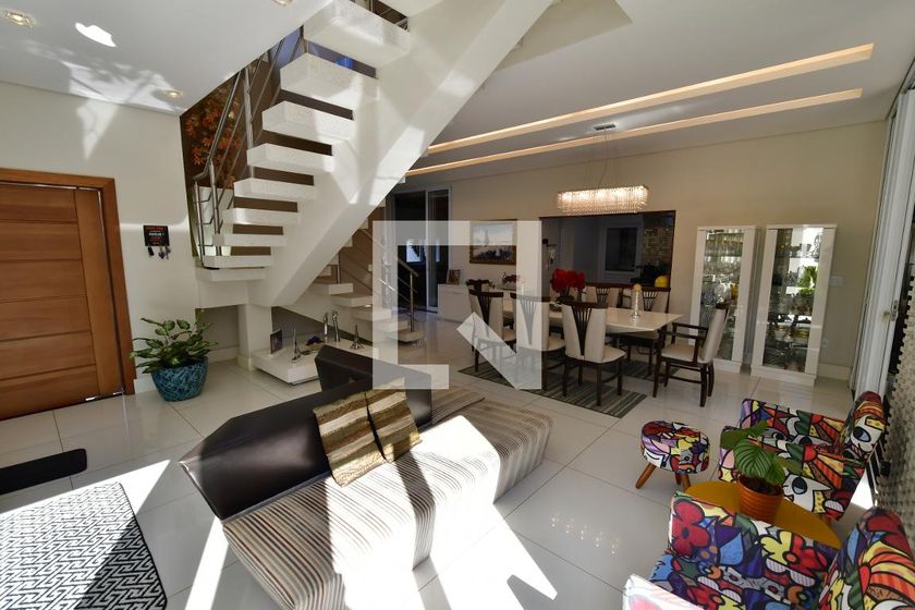 Casa à Venda - Mansões Santo Antônio, 3 Quartos,  459 m2 em , Campinas - sp | SoloBR