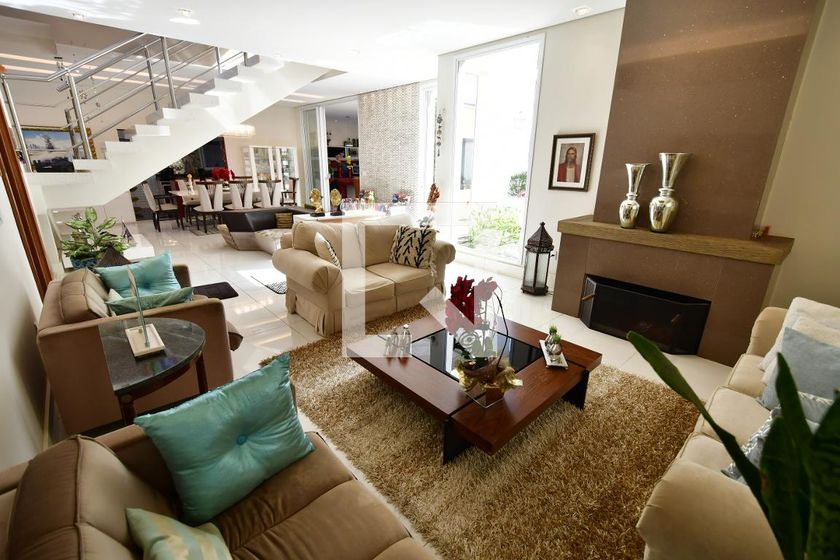 Casa à Venda - Mansões Santo Antônio, 3 Quartos,  459 m2 em , Campinas - sp | SoloBR