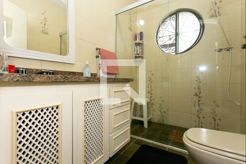 Casa, 4 quartos, 250 m² - Foto 47