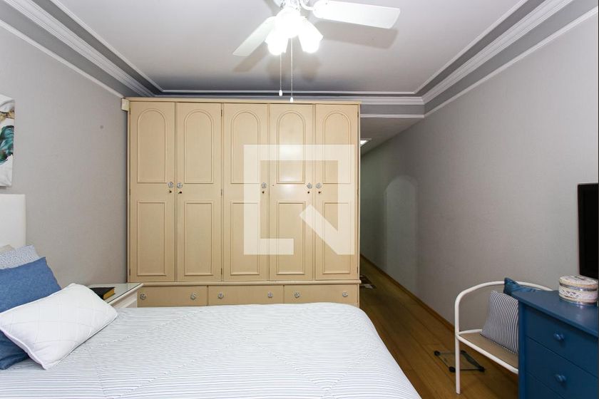 Casa, 4 quartos, 250 m² - Foto 17