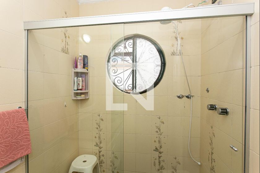 Casa, 4 quartos, 250 m² - Foto 46