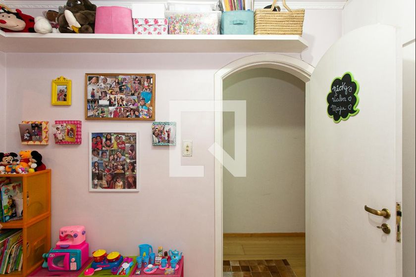 Casa, 4 quartos, 250 m² - Foto 32