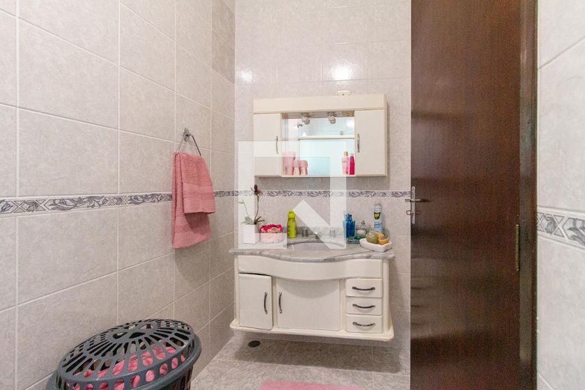 Casa, 3 quartos, 215 m² - Foto 49